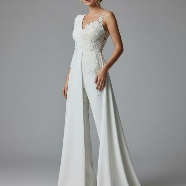 Combinaison asymétrique mariage